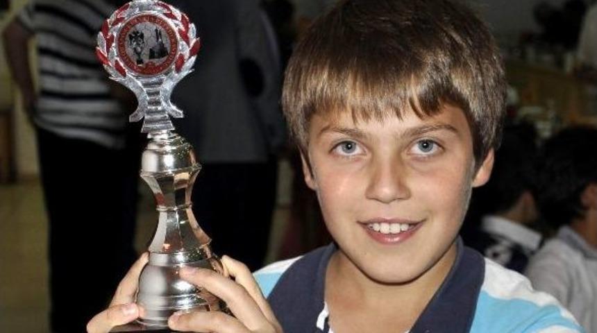 Sivas Demirspor Futbolcuları Ödüllendirildi