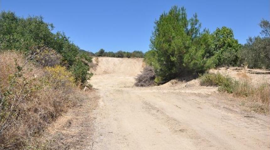 Manisa'da K&ouml;yl&uuml;lerin Taş Ocağı İsyanı