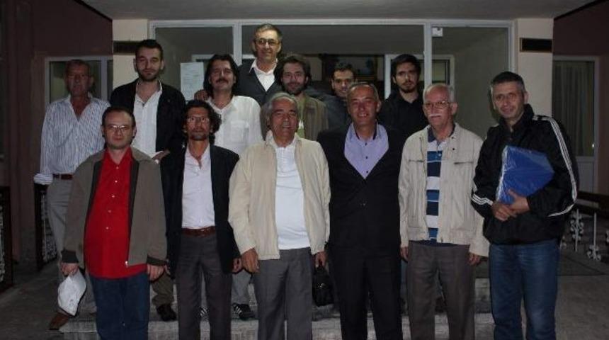 Trac &Uuml;yeleri İftarda Buluştu