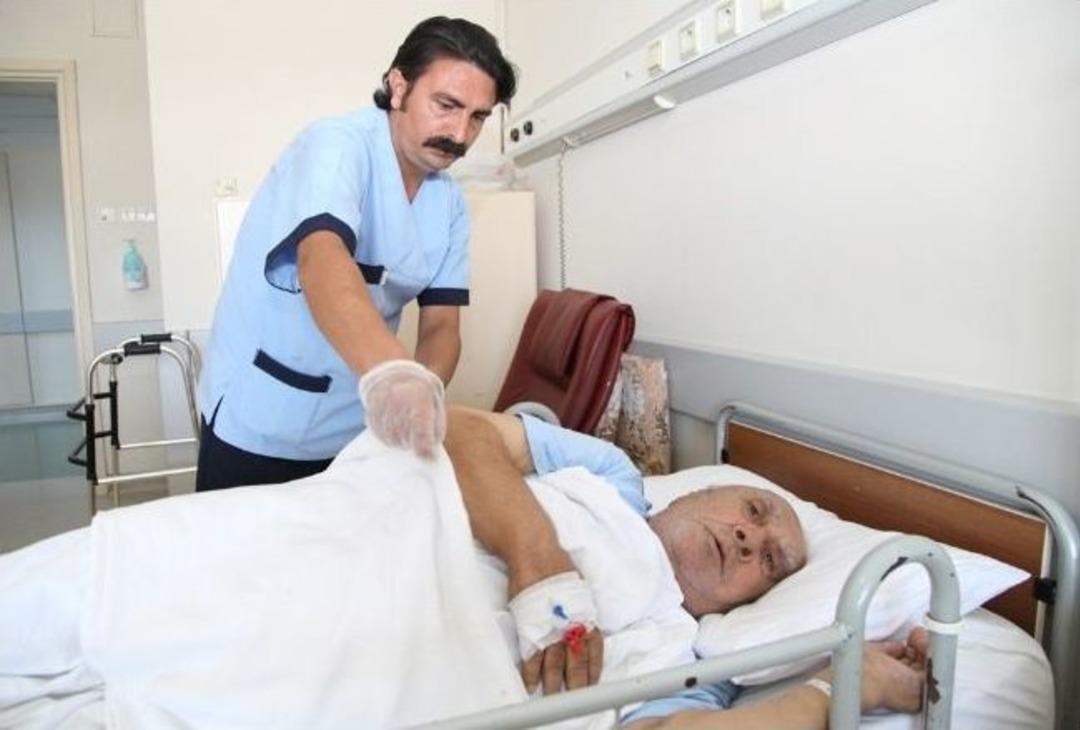 (&ouml;zel Haber) Dizide Doktor, Ger&ccedil;ekte Hastabakıcı