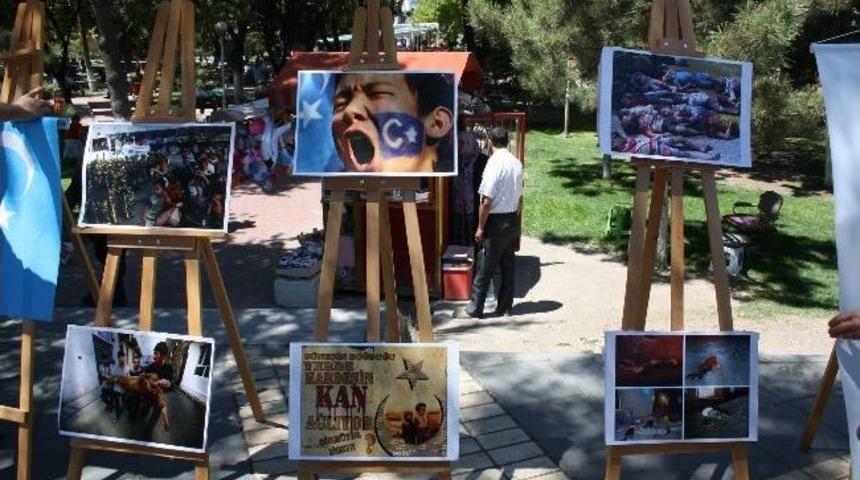 Milli T&uuml;rk Talebe Birliği Doğu T&uuml;rkistan&rsquo;daki Yaşananlara Tepki G&ouml;sterdi