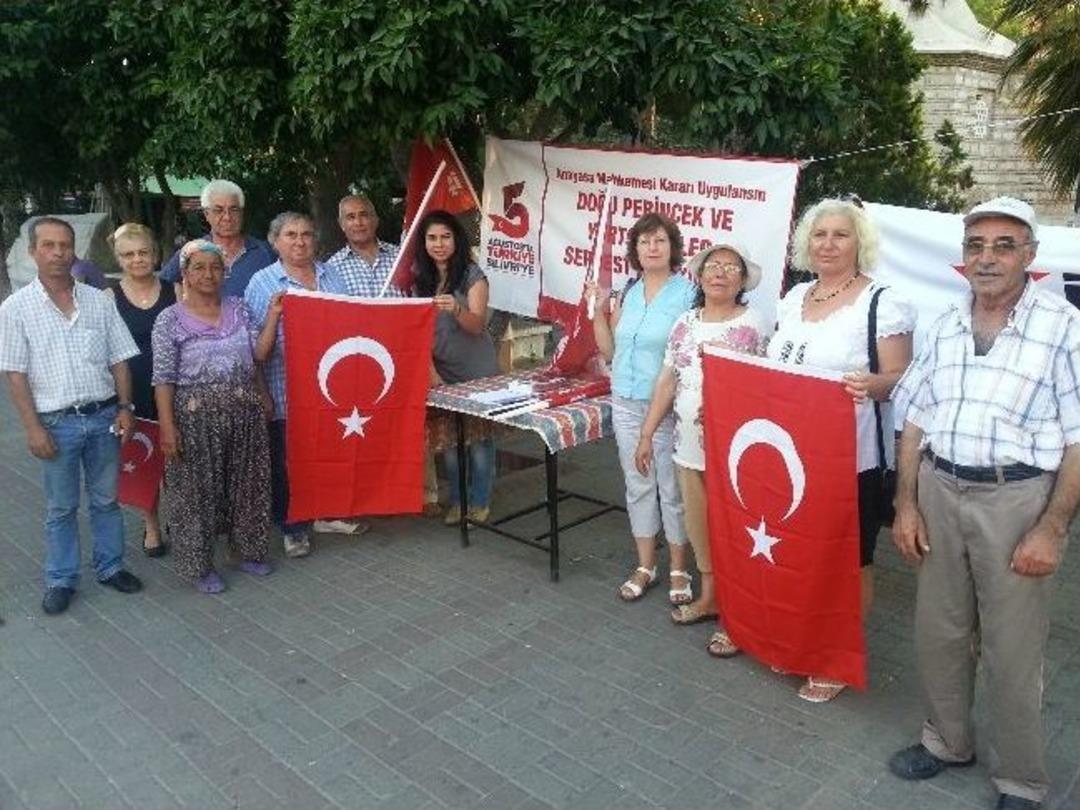 İş&ccedil;i Partisi 5 Ağustos İ&ccedil;in İmza Masası Kurdu