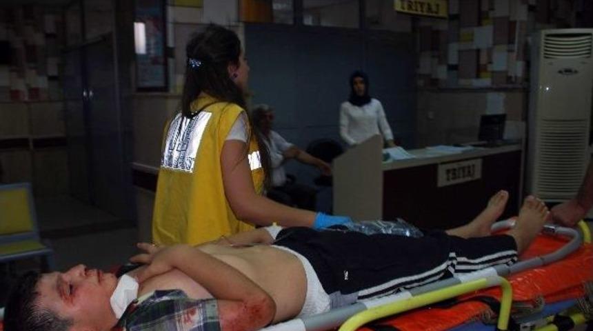 Yolun Karşısına Ge&ccedil;meye &Ccedil;alışırken Otomobil &Ccedil;arptı