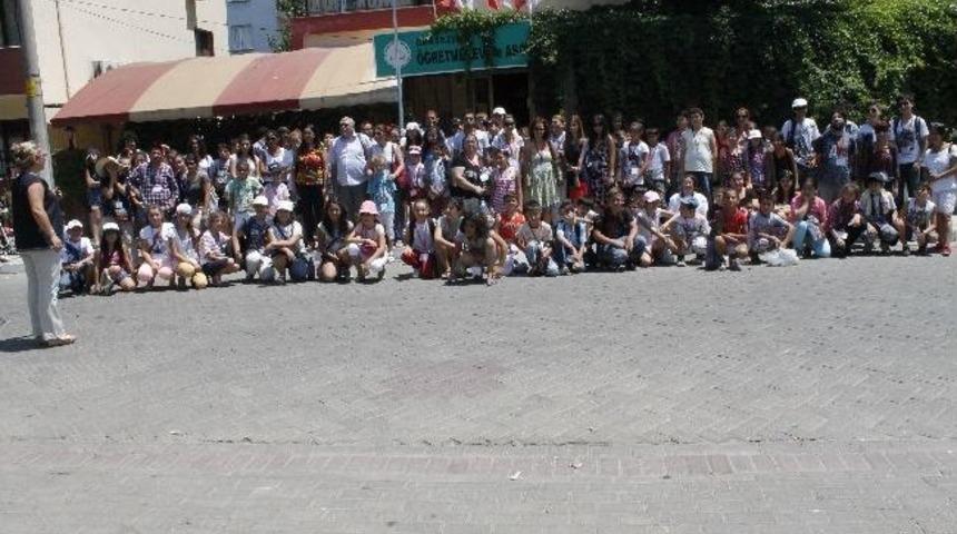 Sel&ccedil;uk Ticaret Odası'ndan Eğitime İlk Adım