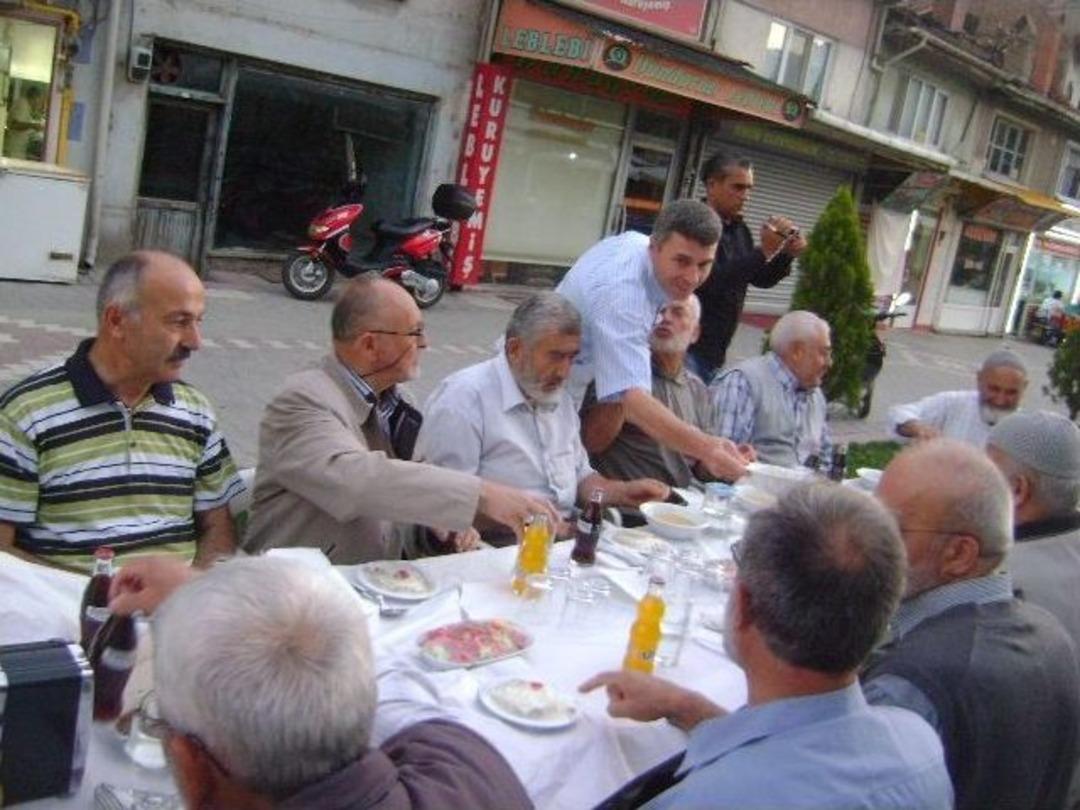 Emekli Din G&ouml;revlileri İftarda Buluştu