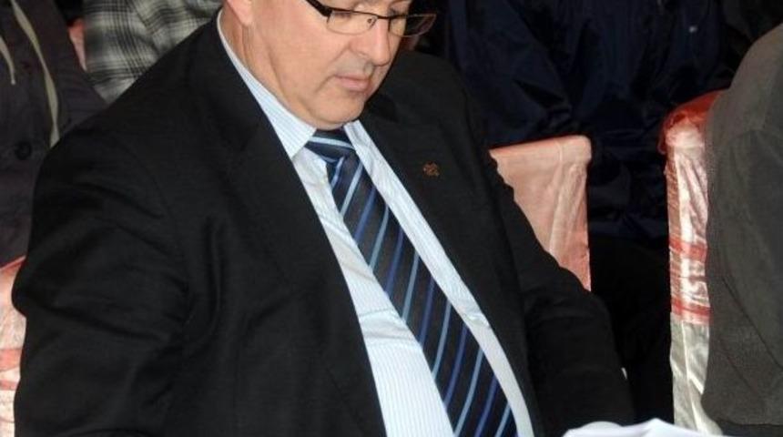 Bandırma'da Belediye Başkanlığı İ&ccedil;in Yarış S&uuml;r&uuml;yor