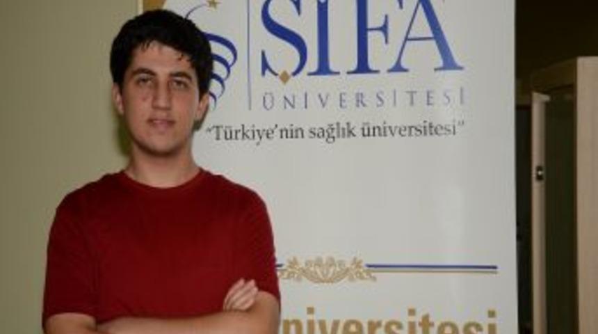 Şifa &Uuml;niversitesi'nde Gelenek Bozulmadı