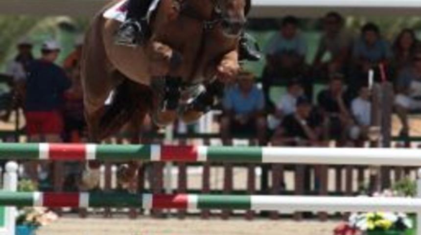 Binicilik Avrupa Şampiyonası'nda Emir Ko&ccedil;ak, Onuncu Geldi