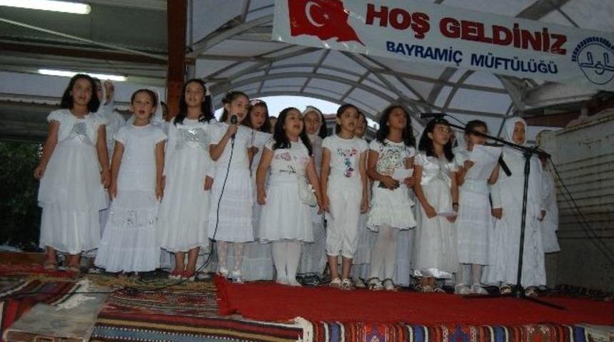 Kuran Kursu &Ouml;ğrencilerinin İftar Yemeği