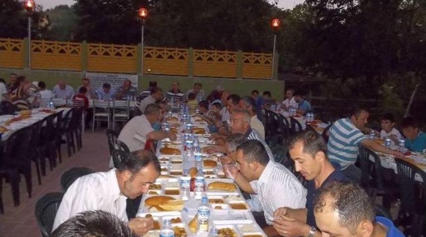 Kozcağız Belediyesi Bir Haftada 2 Bin Kişiye İftar A&ccedil;tırdı