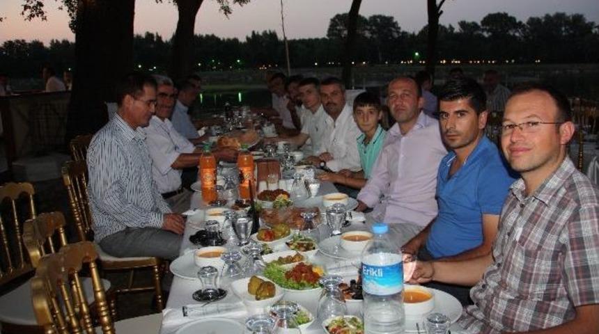 Huzurlu İnşaat'tan İftar