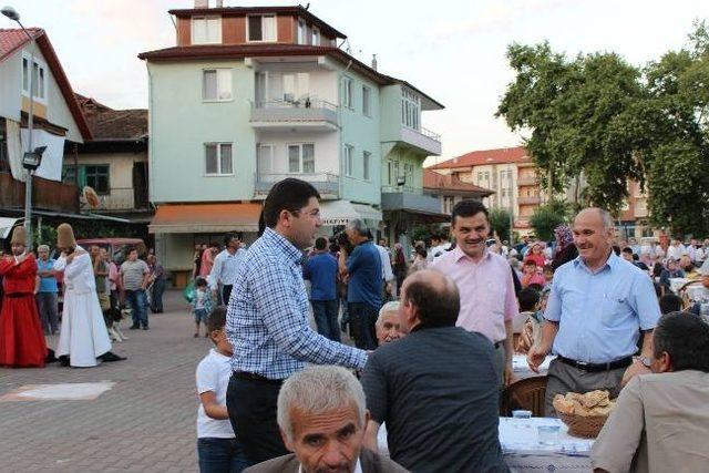 Milletvekili Tunç Ve Yalçınkaya Apdipaşa İftarında