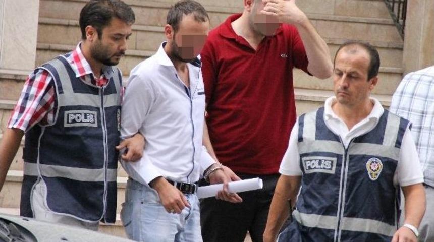 Oto Hırsızlığına 4 Tutuklama