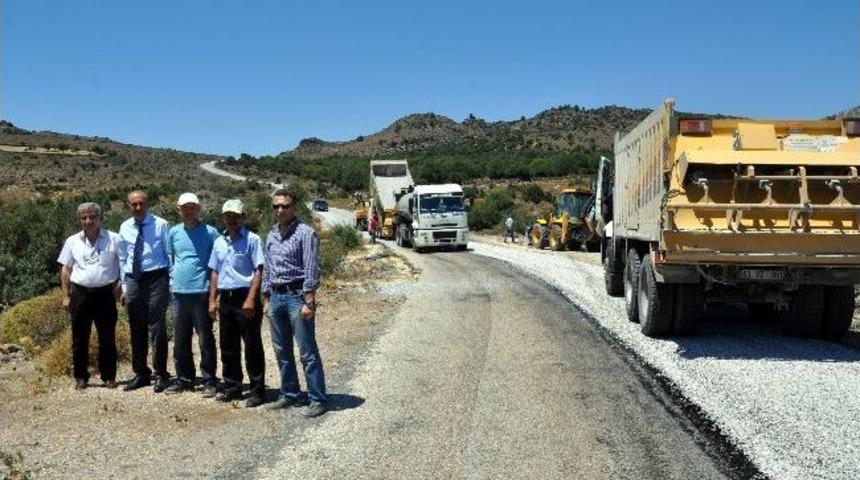 Manisa&rsquo;da K&ouml;y Yolları Asfaltlanmaya Başladı