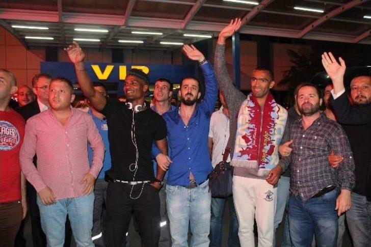 Jose Bosingwa Ve Malouda'ya Coşkulu Karşılama G4