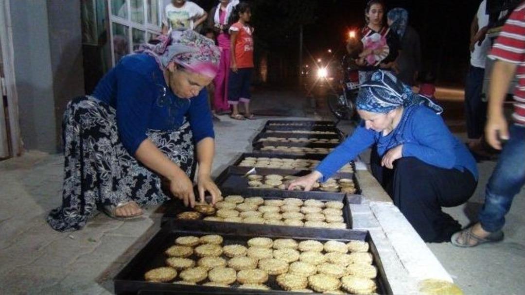 Hatay'da Ramazan Bayramının Geleneksel İkramı K&ouml;mbe