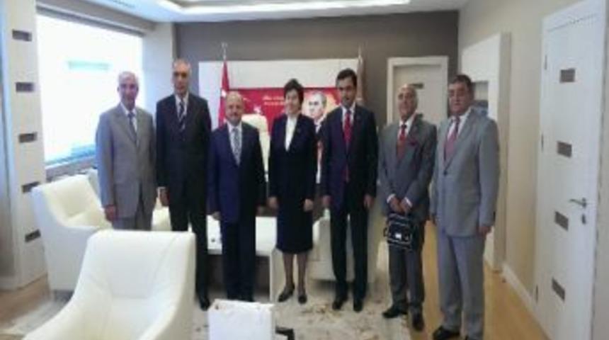 Kırşehir Heyeti, Danıştay Başkanı G&uuml;ng&ouml;r&rsquo;&uuml; Ziyaret Etti