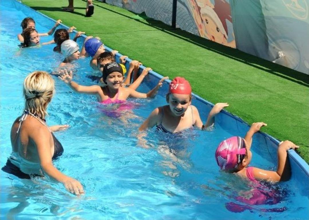 &Ccedil;ocuklar Bu Havuzları &Ccedil;ok Sevdi