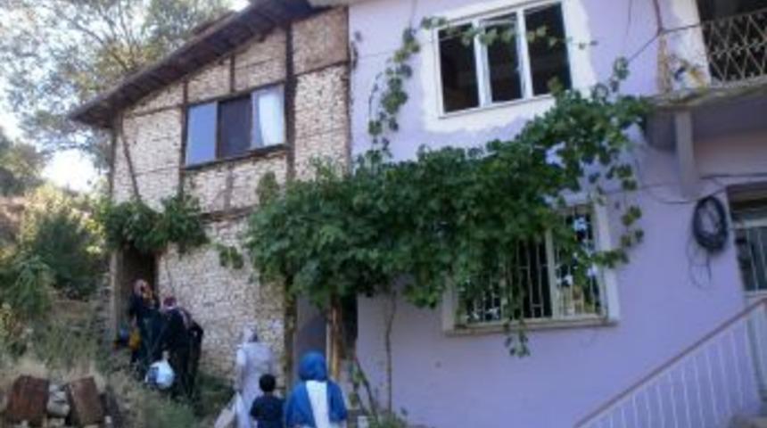 Yeni İklim Hanımlar Derneği'nden Pakistan'a Su Kuyusu