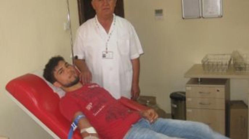 &Ouml;demiş Kızılay Kan Merkezi İftardan Sonra Da A&ccedil;ık