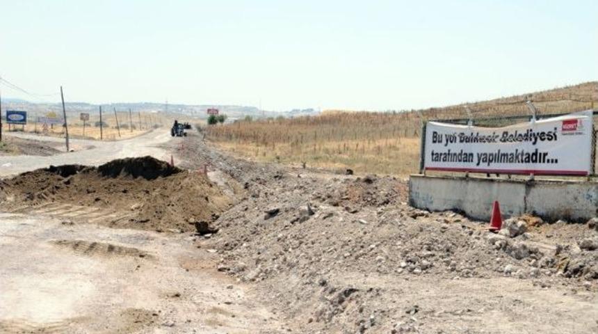Balıkesir'de Osb Yolu Yeniden Yapılıyor