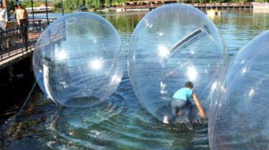 Pınarbaşı Balonlarla Renklendi