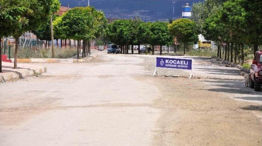 G&ouml;lc&uuml;k Yazlık Mahallesinin Yolları Yenileniyor