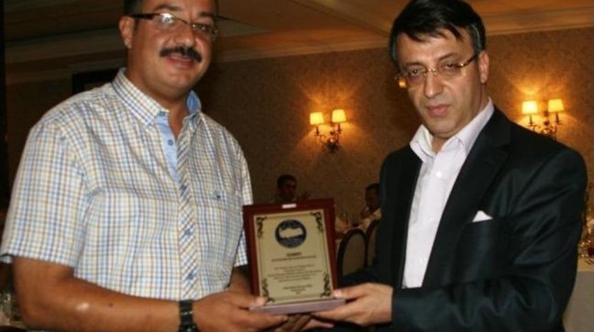 Daib'tan Başarılı İhracat&ccedil;ılara Plaket