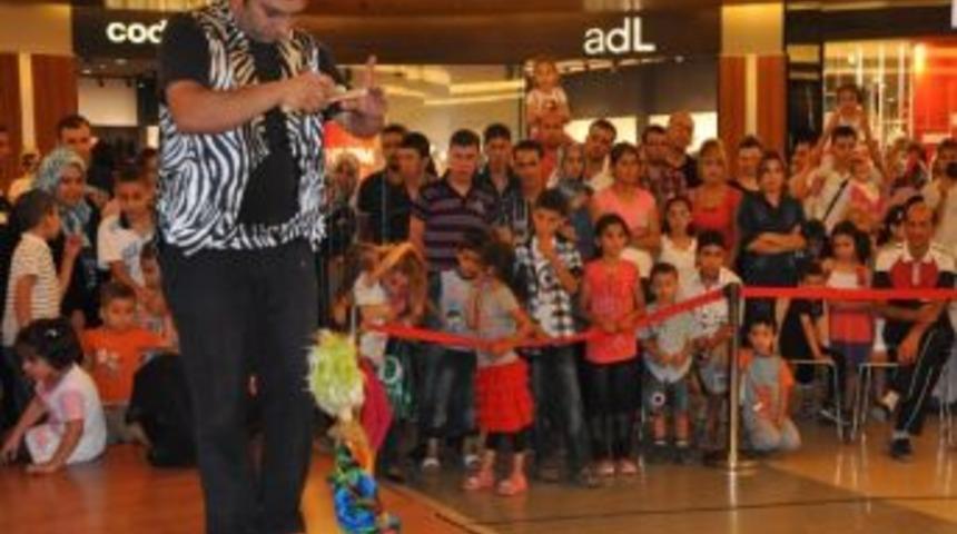 Minikler, Kukla G&ouml;sterisiyle Doyasıya Eğlendi