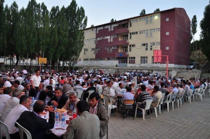 Hizan Belediyesi’nden 500 Kişiye İftar Yemeği G3