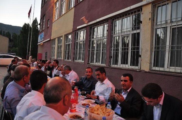 Hizan Belediyesi’nden 500 Kişiye İftar Yemeği G5