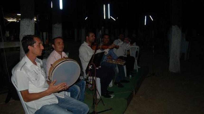 Roman İlahi Grubu Ramazan Ayına Renk Katıyor