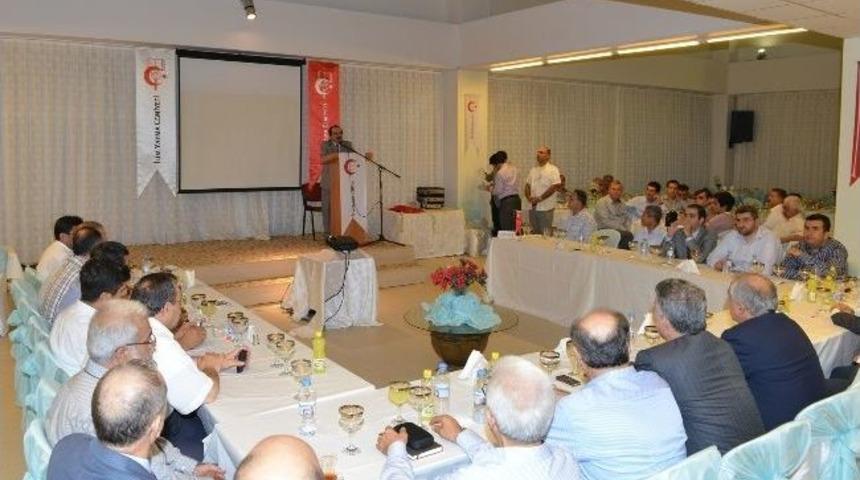 Vali Coş, İlim Yayma Cemiyeti&rsquo;nin İftarına Katıldı