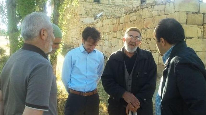 Milletvekili B&uuml;nyamin &Ouml;zbek Bayburt Devlet Hastanesini Ziyaret Etti