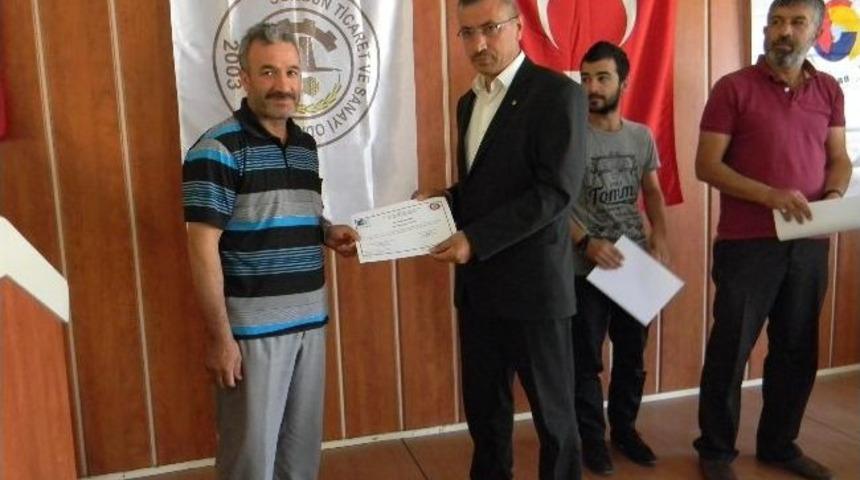 Sorgun&rsquo;da Uygulamalı Girişimcilik Kursiyerlerine Sertifikaları Verildi