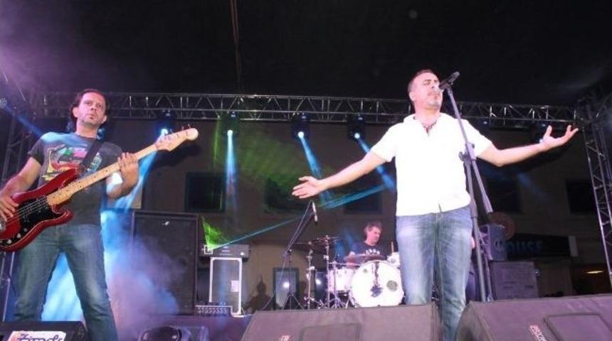 Haluk Levent Bursalıları Coşturdu