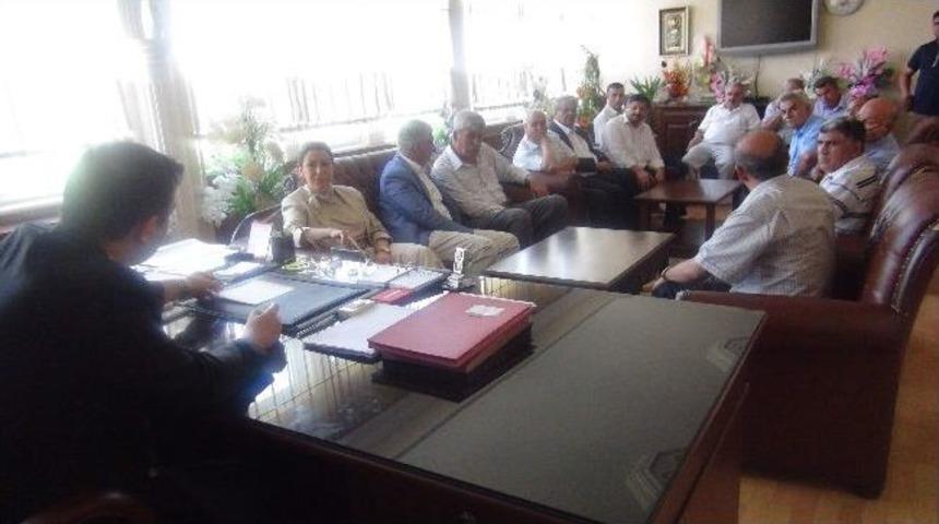 Ak Parti Malatya Milletvekili &Ouml;znur &Ccedil;alık, Ak&ccedil;adağ&rsquo;ı Ziyaret Etti