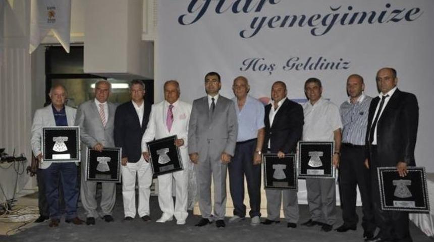 Egeli Turizmciler İftarda Buluştu