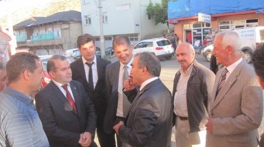 &Ouml;zt&uuml;rk Olur&rsquo;da İftar Yemeğine Katıldı