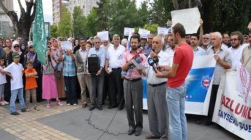 Mısır&rsquo;da Sivil Halkın &Ouml;ld&uuml;r&uuml;lmesine Tepki