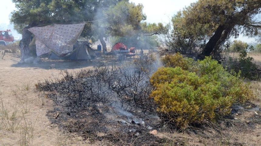 Antalya&rsquo;da Korkutan Orman Yangını B&uuml;y&uuml;meden S&ouml;nd&uuml;r&uuml;ld&uuml;