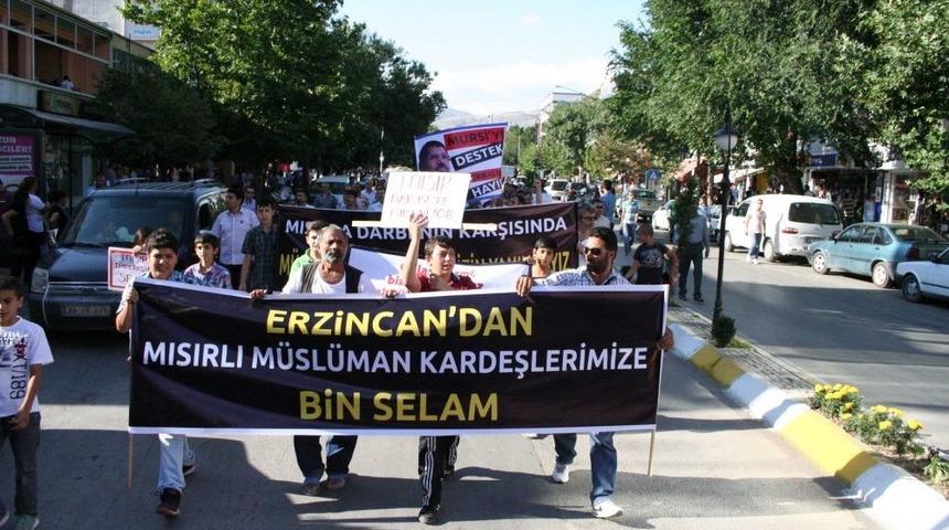 Mısır&rsquo;da Ordu Katliamında &Ouml;lenler I&ccedil;in Gıyabi Cenaze Namazı