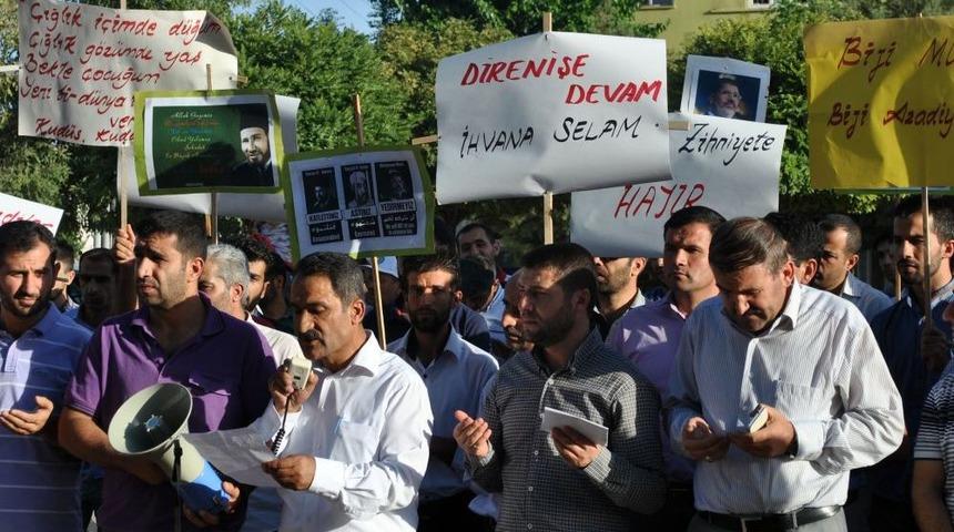 Midyatlılar Mısır'da Ordunun Yaptığı Katliamı Protesto Etti