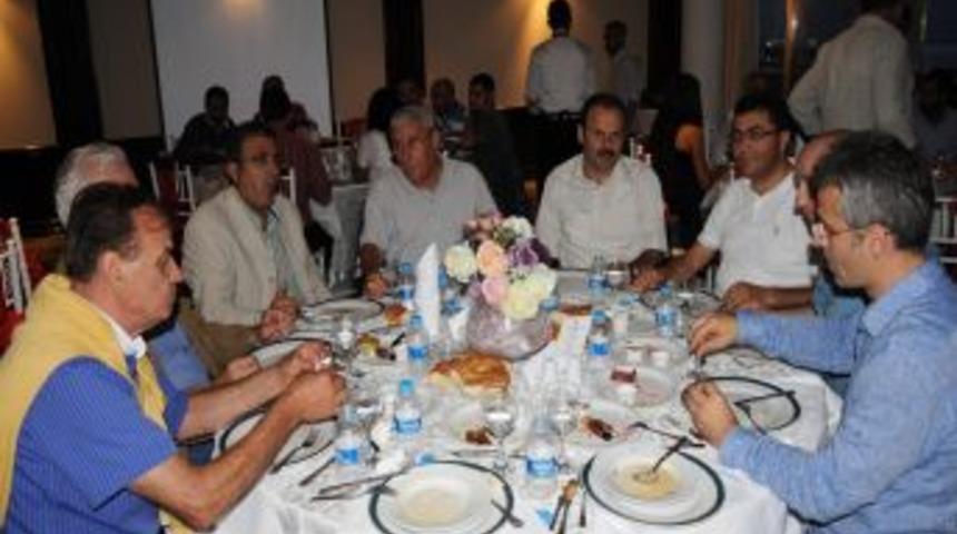 Samsun Basını Cemiyetin D&uuml;zenlediği Iftarda Buluştu