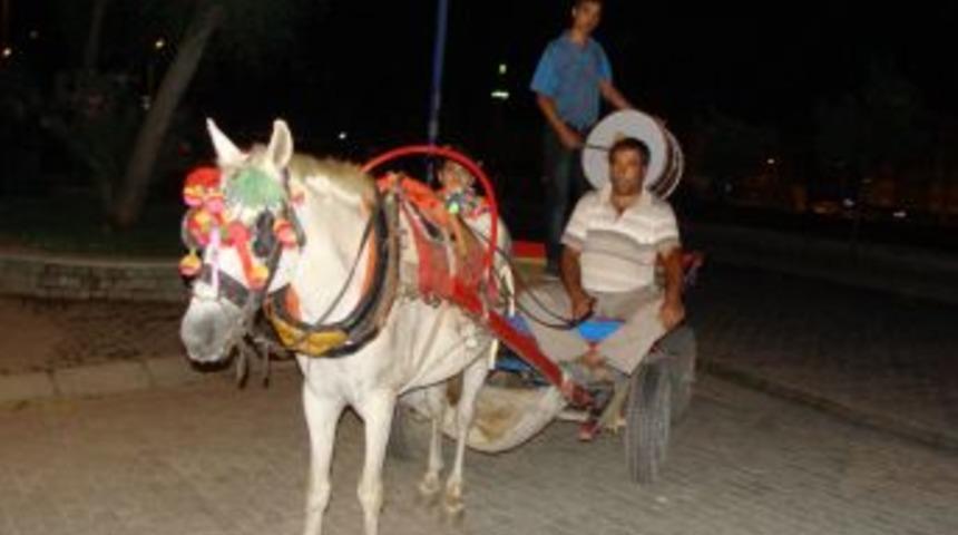 D&ouml;rt Teker Ramazan Davulcusu