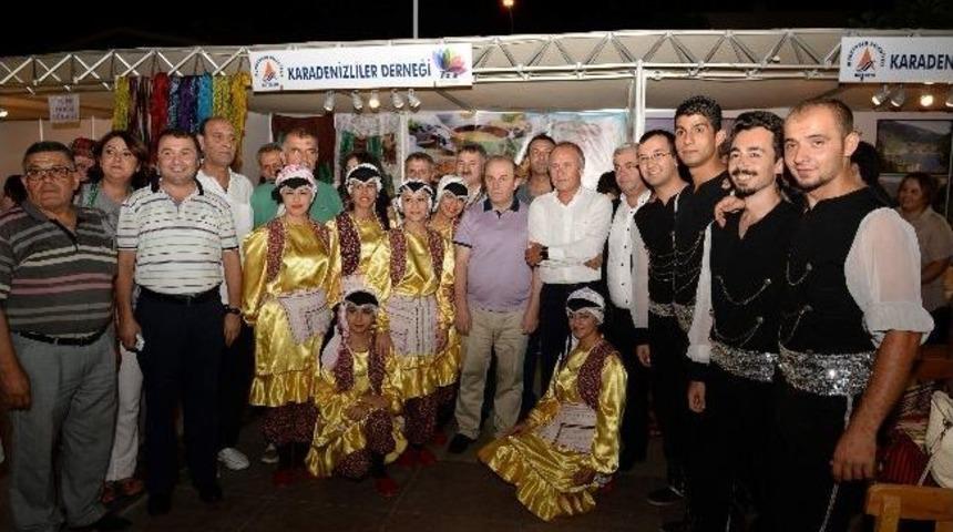 Vali &Ouml;zt&uuml;rk, 7 Renk K&uuml;lt&uuml;r Festivali&rsquo;ni Ziyaret Etti