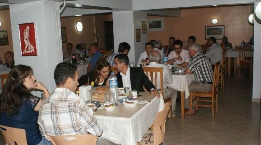 Kaymakam Eşki Şehit Ve Gazi Ailelerine İftar Yemeği Verdi