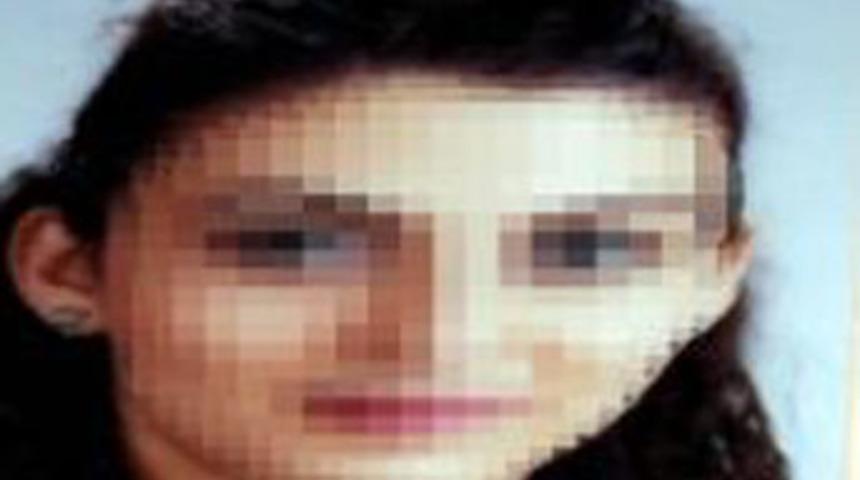 Eşini terk eden kızının 2 bacağını kırdı