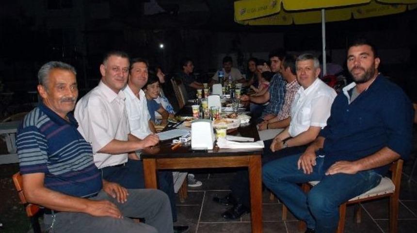 Didim Mhp'den İftar Yemeği