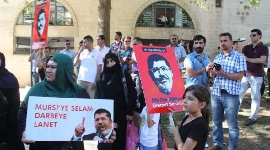 Mısırdaki Şiddete Tepkiler Devam Ediyor